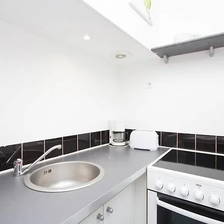 Charming In The Marais District Apartment Paris