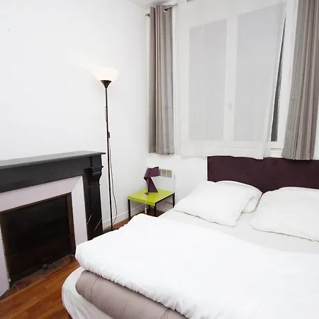 Charming In The Marais District Apartment
