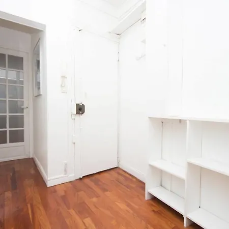 Charming In The Marais District *